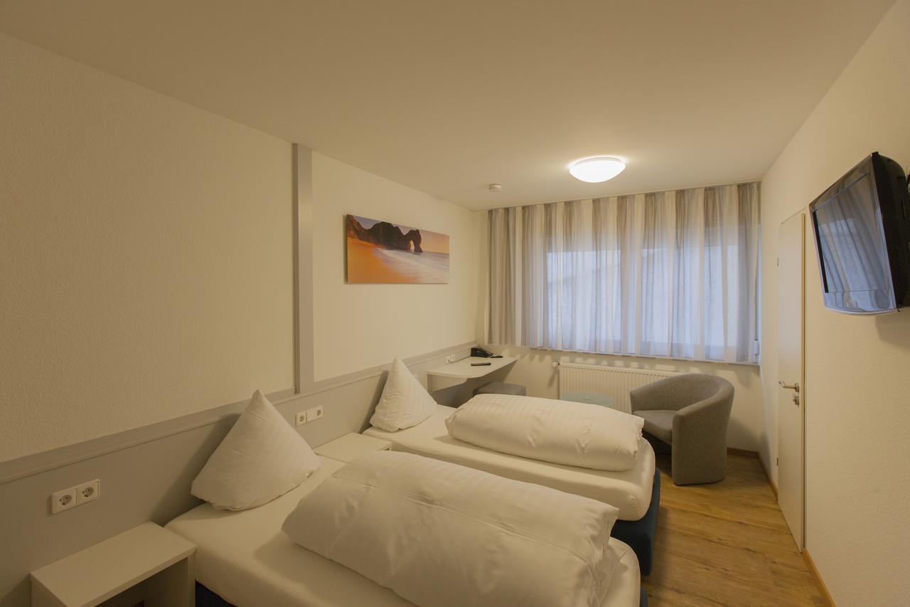 Loewen Hotel & Restaurant Wendlingen am Neckar Dış mekan fotoğraf